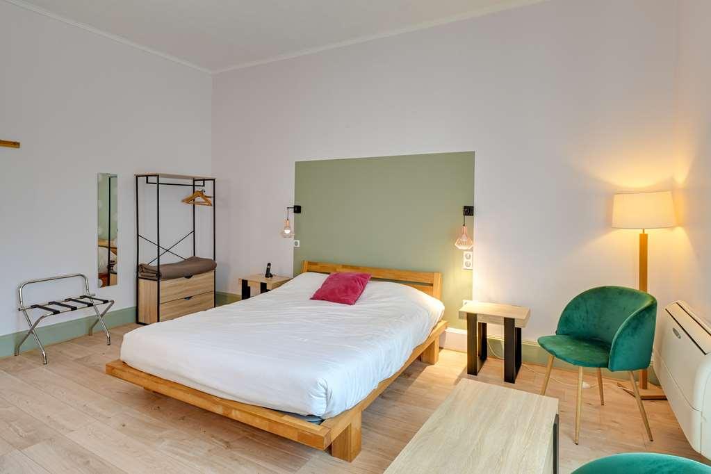Brit Hotel Roanne - Le Grand Hotel Camera foto