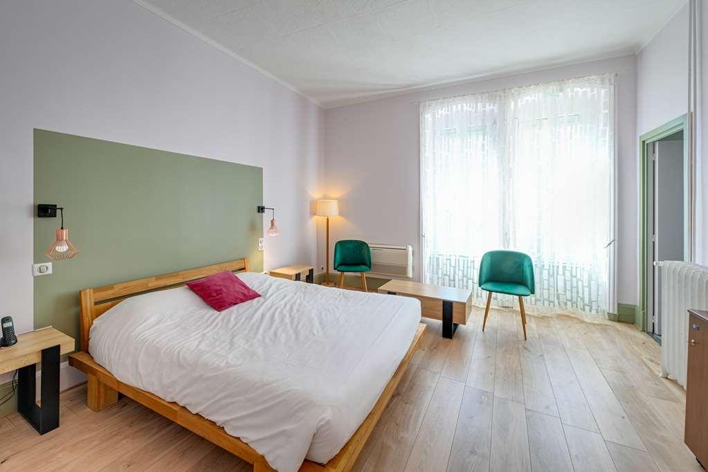Brit Hotel Roanne - Le Grand Hotel Camera foto