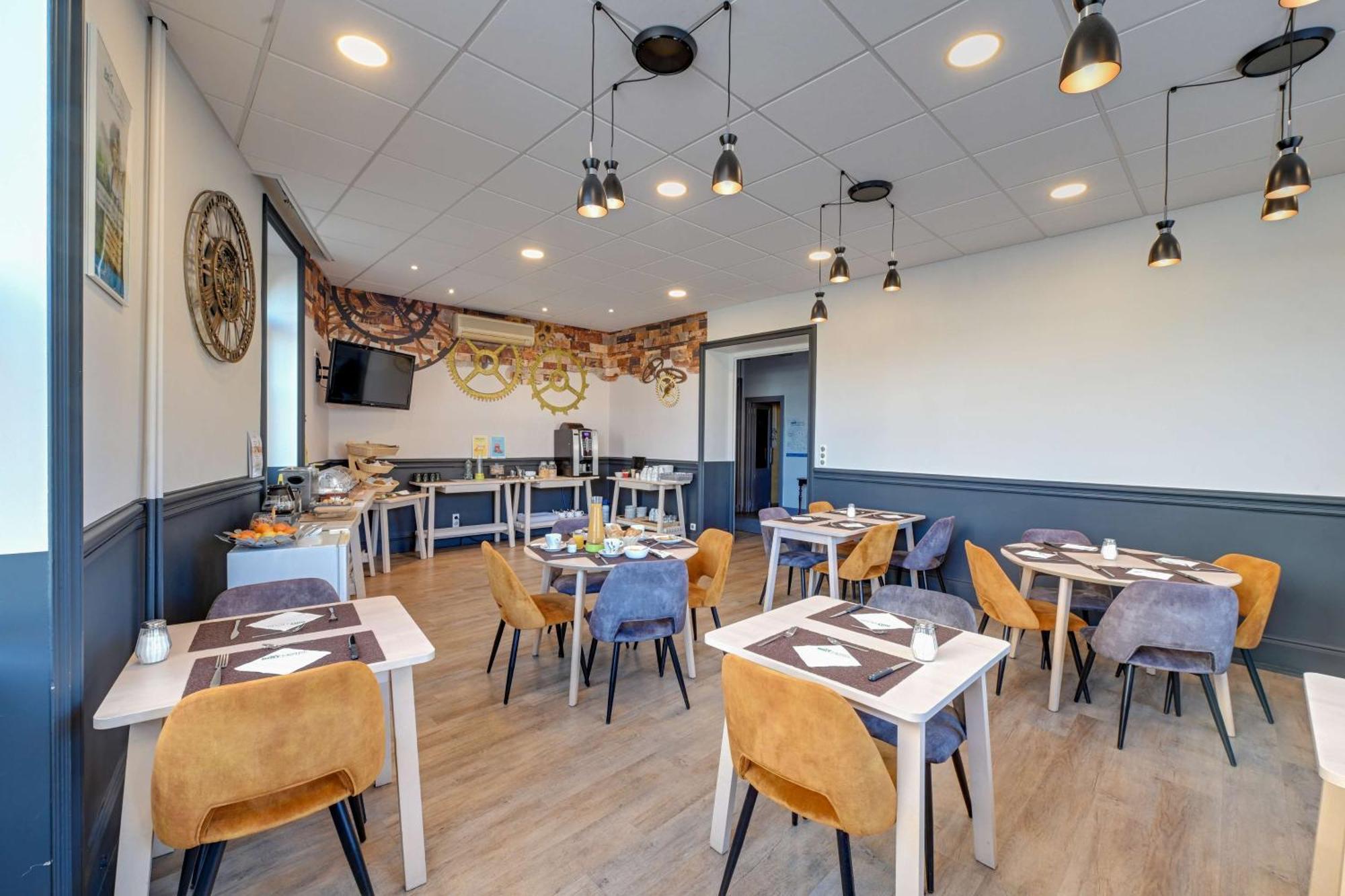 Brit Hotel Roanne - Le Grand Hotel Esterno foto