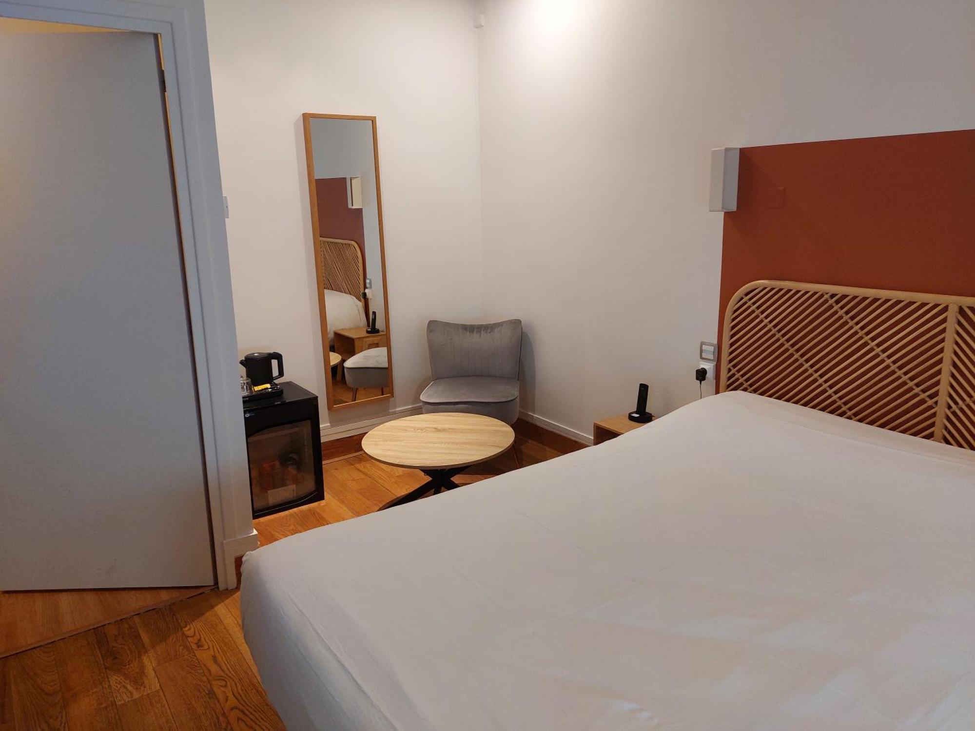 Brit Hotel Roanne - Le Grand Hotel Esterno foto